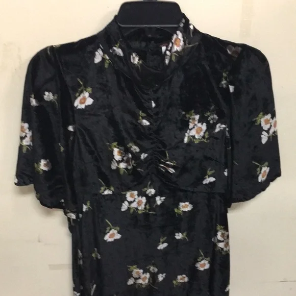 Free People Black Floral Short Sleeve Dress Size 4 NWT - Picture 4 of 7